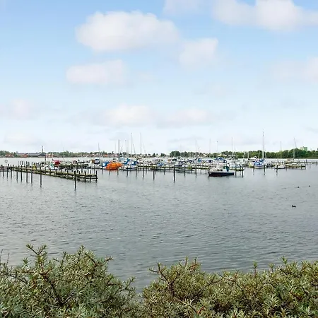 Marina Fiskenaes * Gråsten