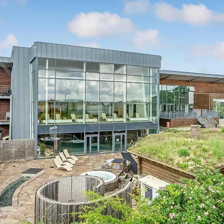 Marina Fiskenaes Prázdninový dům *